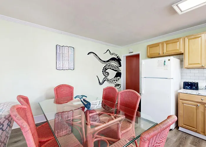 Brooklyn's Casa Rosa *